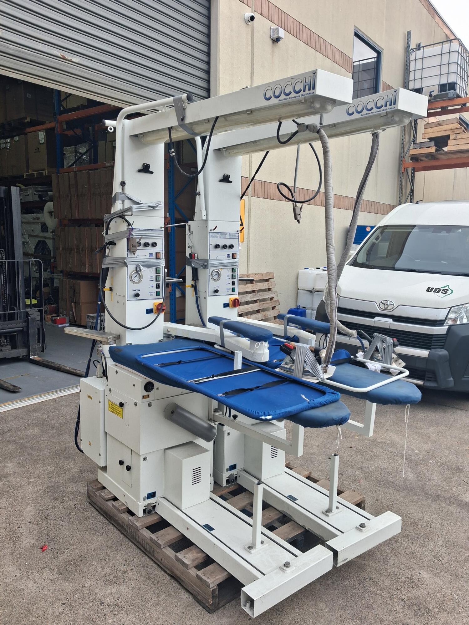 COCCHI PROFESSIONAL IRONING STATION